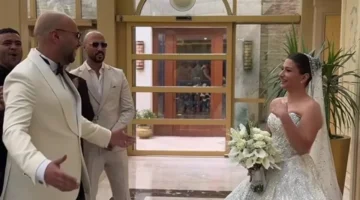 نجوم الفن يضيفون أجواء البهجة على زفاف حاتم صلاح في حضور واسع